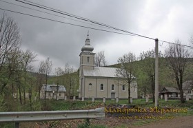 Гукливий. Свято-Духівська церква