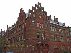 Львів. Школа Святої Анни Львів. Школа Святої Анни
