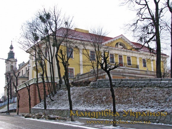 Львів. Арсенал Сенявських Львів. Арсенал Сенявських