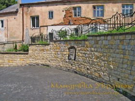 Львів. Церква та Монастир св. Онуфрія