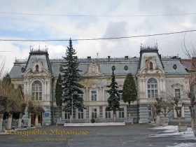 Львів. Палац Семенських - Левицьких Львів. Палац Семенських - Левицьких