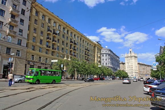 Харків. Площа Рози Люксембург