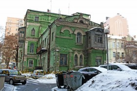 Будівля ремісничого училища. Київ, вул. Воровського № 34